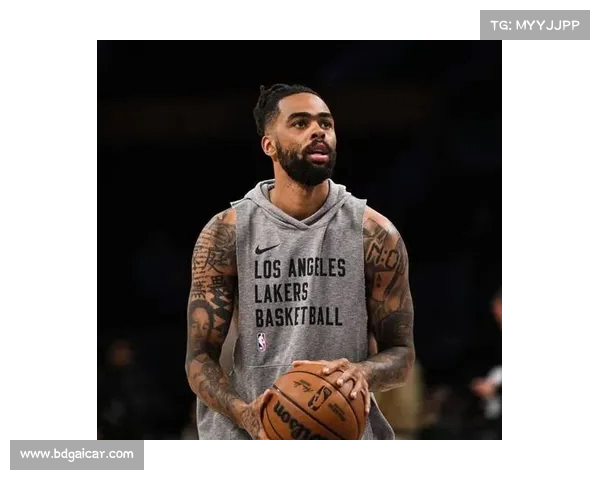 《深度解析NBA赛季热点话题与精彩赛事回顾》 《深度解析NBA赛季热点话题与精彩赛事回顾》
